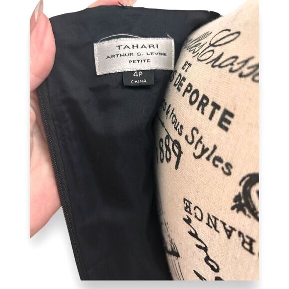 Tahari Women's Petite 4P Black White Abstract Sleeveless Midi Dress Work Artsy - Picture 6 of 10